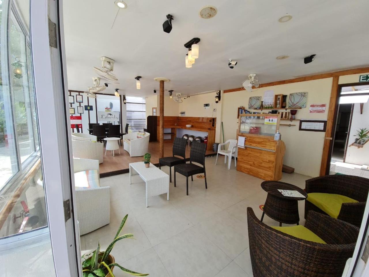 Liberty Guesthouse Maldives Mahibadhoo Kültér fotó