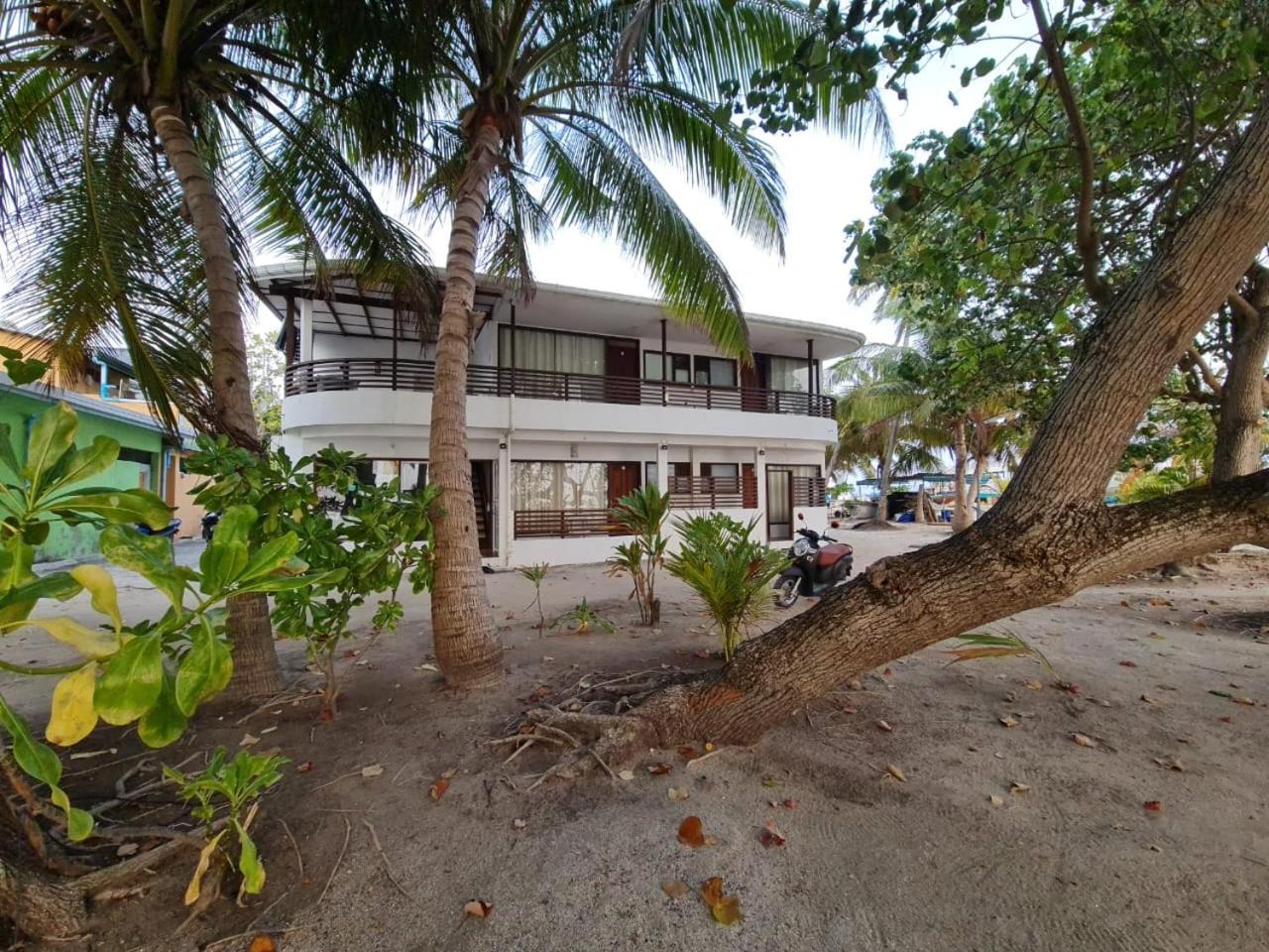 Liberty Guesthouse Maldives Mahibadhoo Kültér fotó